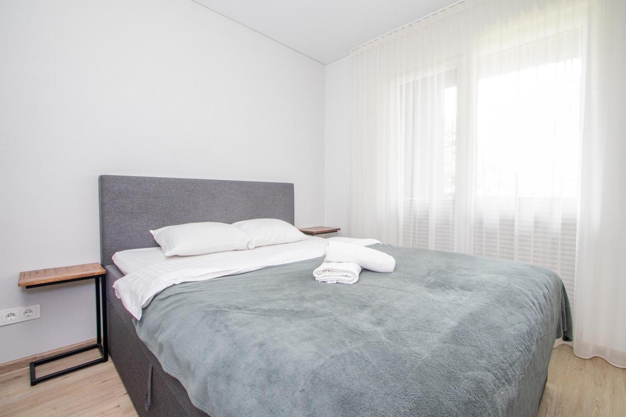 Sunny Pines Apartment Паланга Екстериор снимка